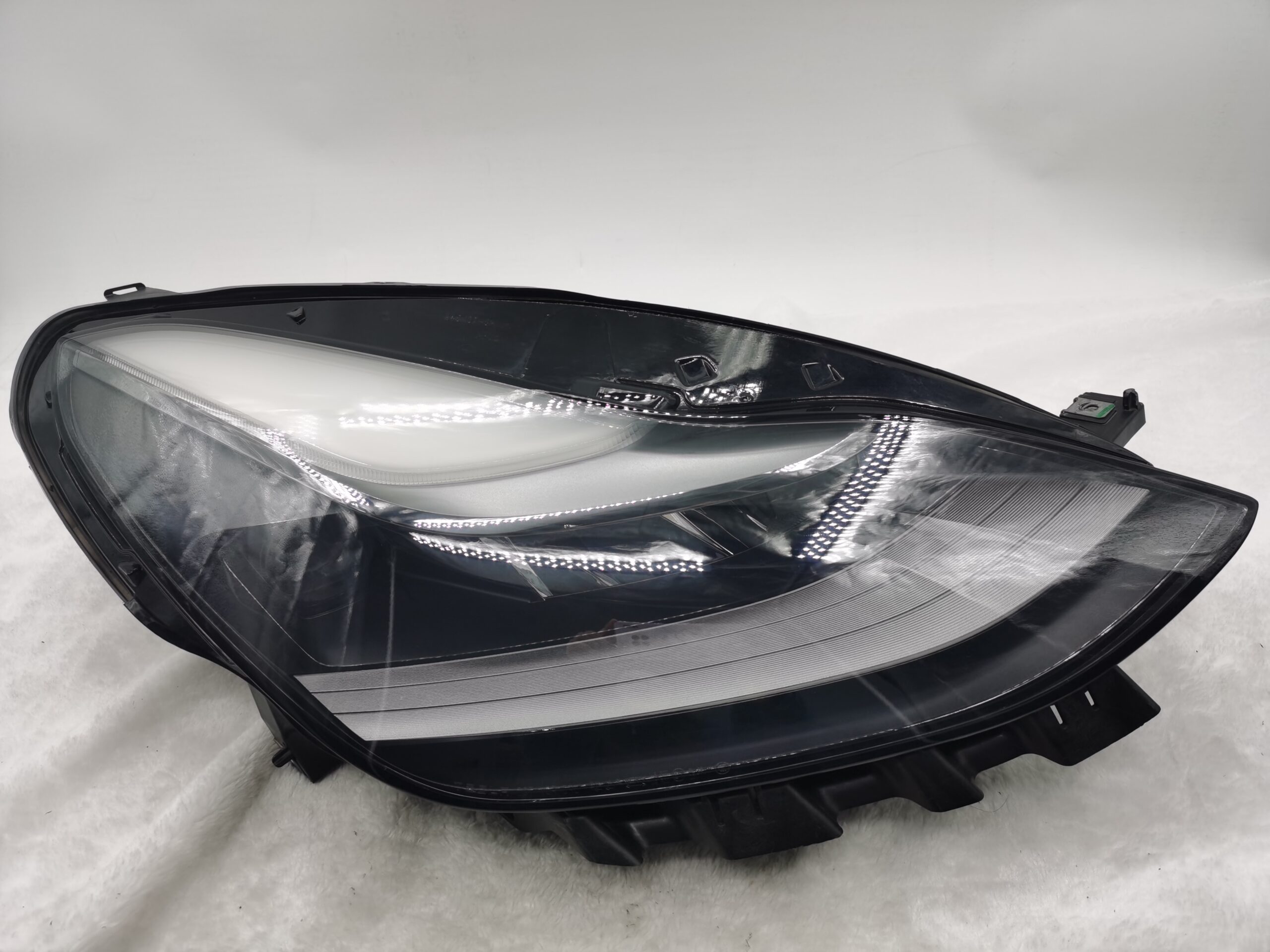 TESLA MODEL 3 2020-2022 LED R.H.S HEADLIGHT ASSEMBLY