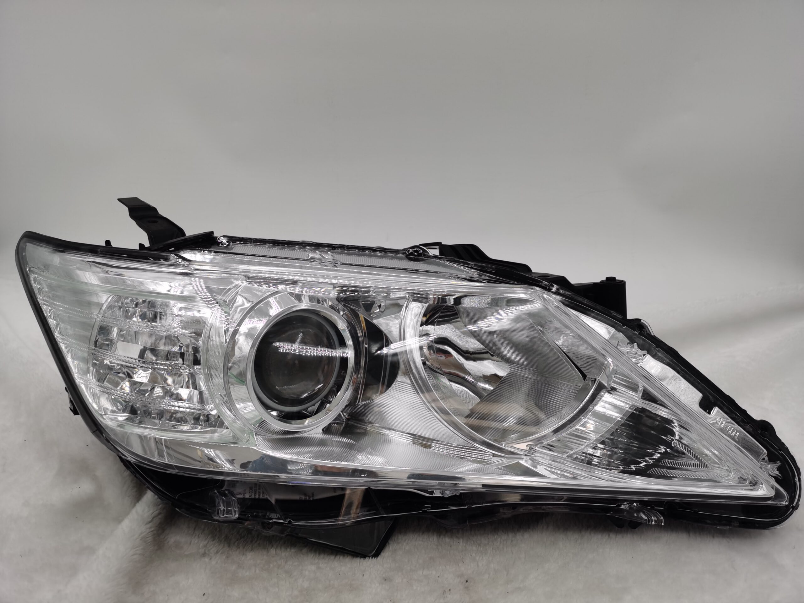 TOYOTA CAMRY/AURION ACV41L 2012-2014 HALOGEN R.H.S HEADLIGHT ASSEMBLY