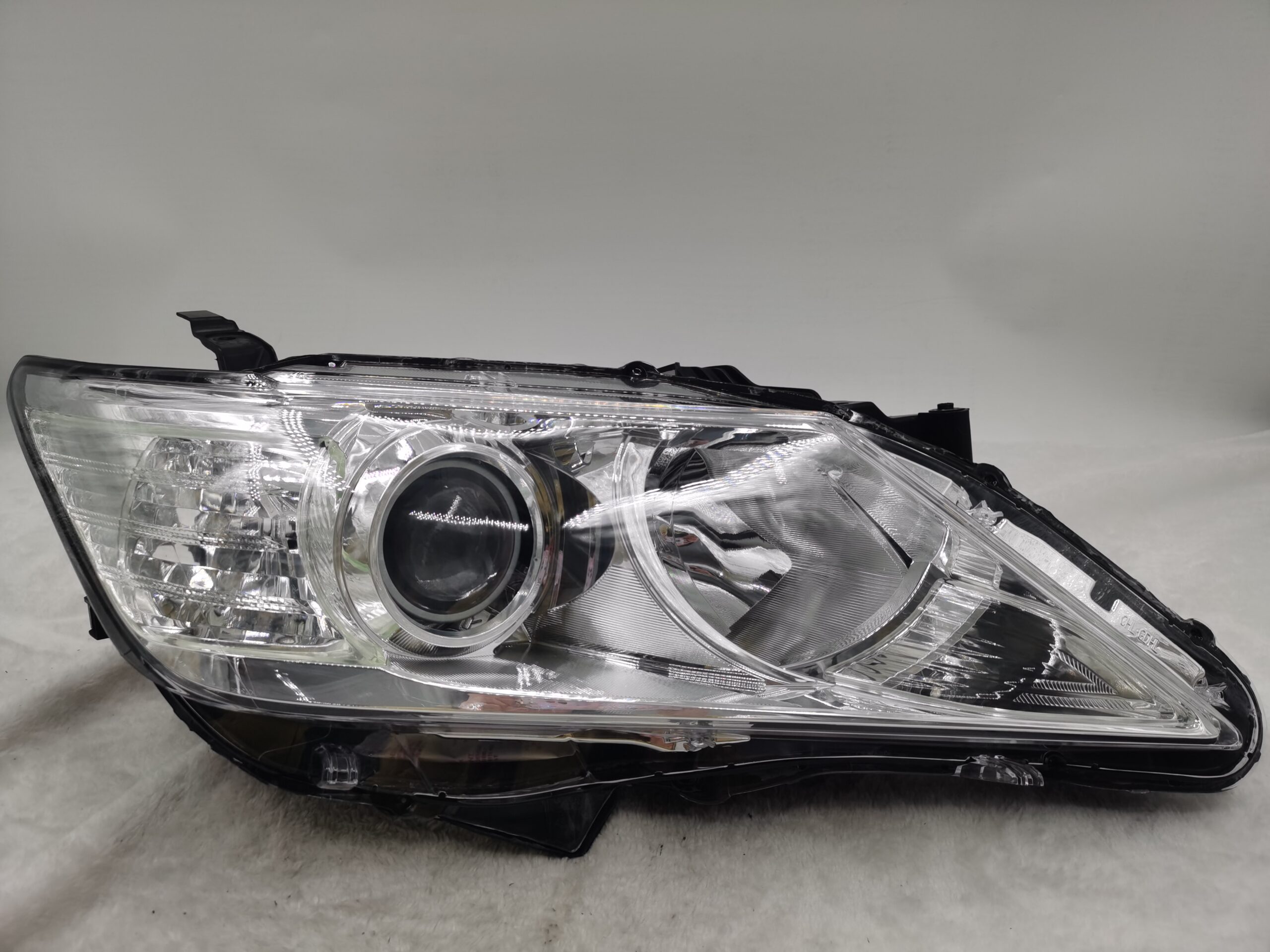 TOYOTA CAMRY/AURION ACV41L 2012-2014 HALOGEN R.H.S HEADLIGHT ASSEMBLY