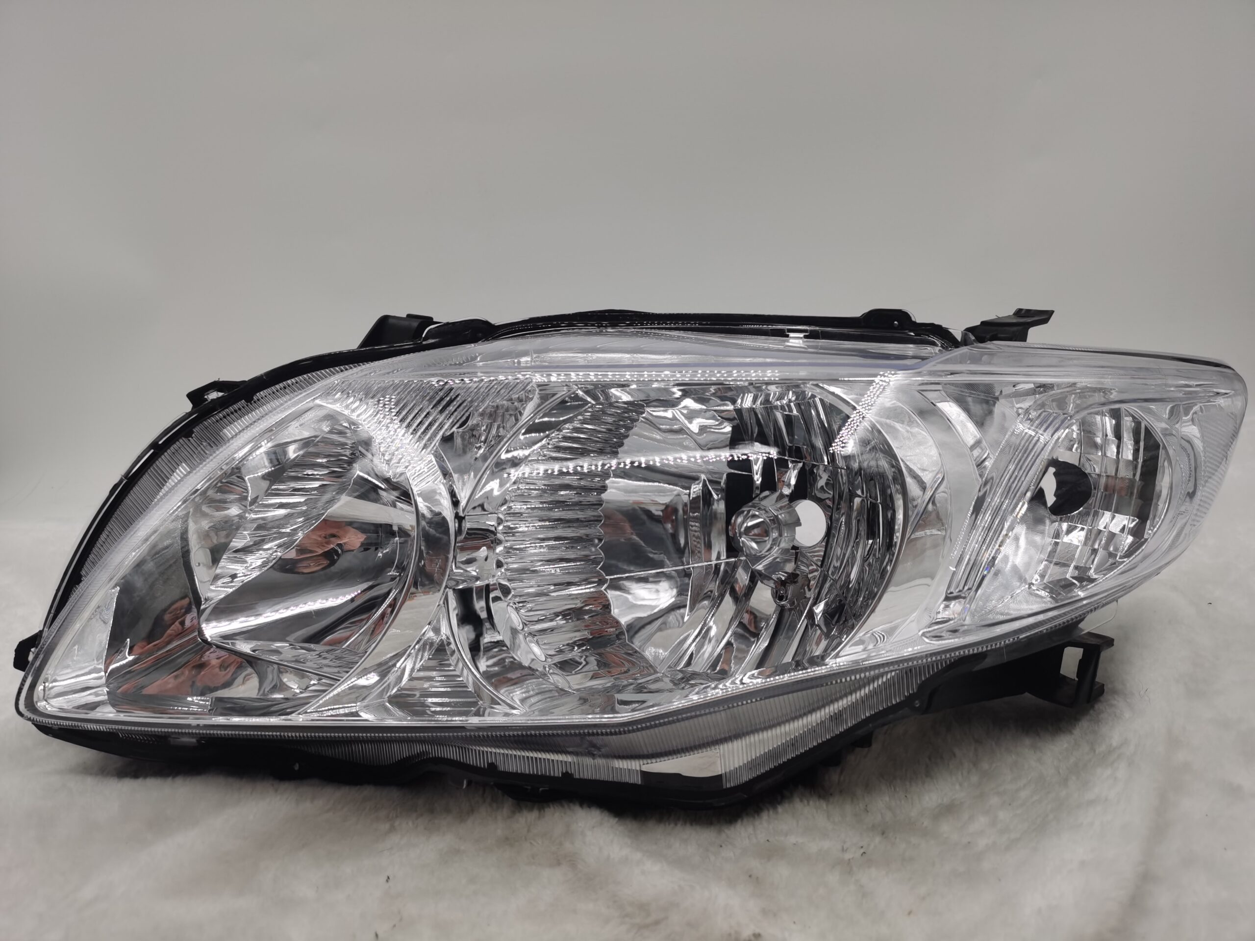 TOYOTA COROLLA E150 2007-2010 HALOGEN L.H.S HEADLIGHT ASSEMBLY