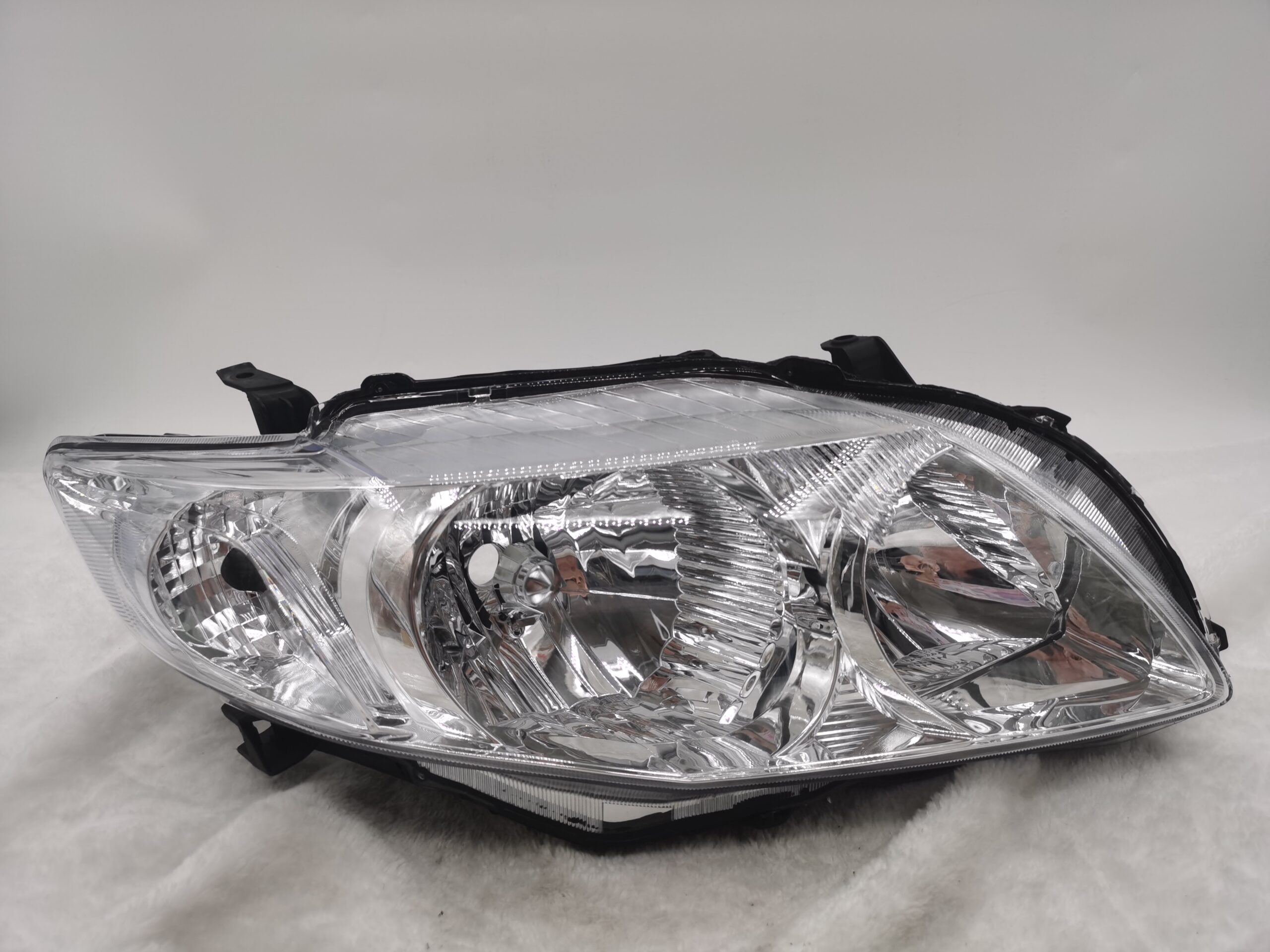 TOYOTA COROLLA E150 2007-2010 HALOGEN R.H.S HEADLIGHT ASSEMBLY