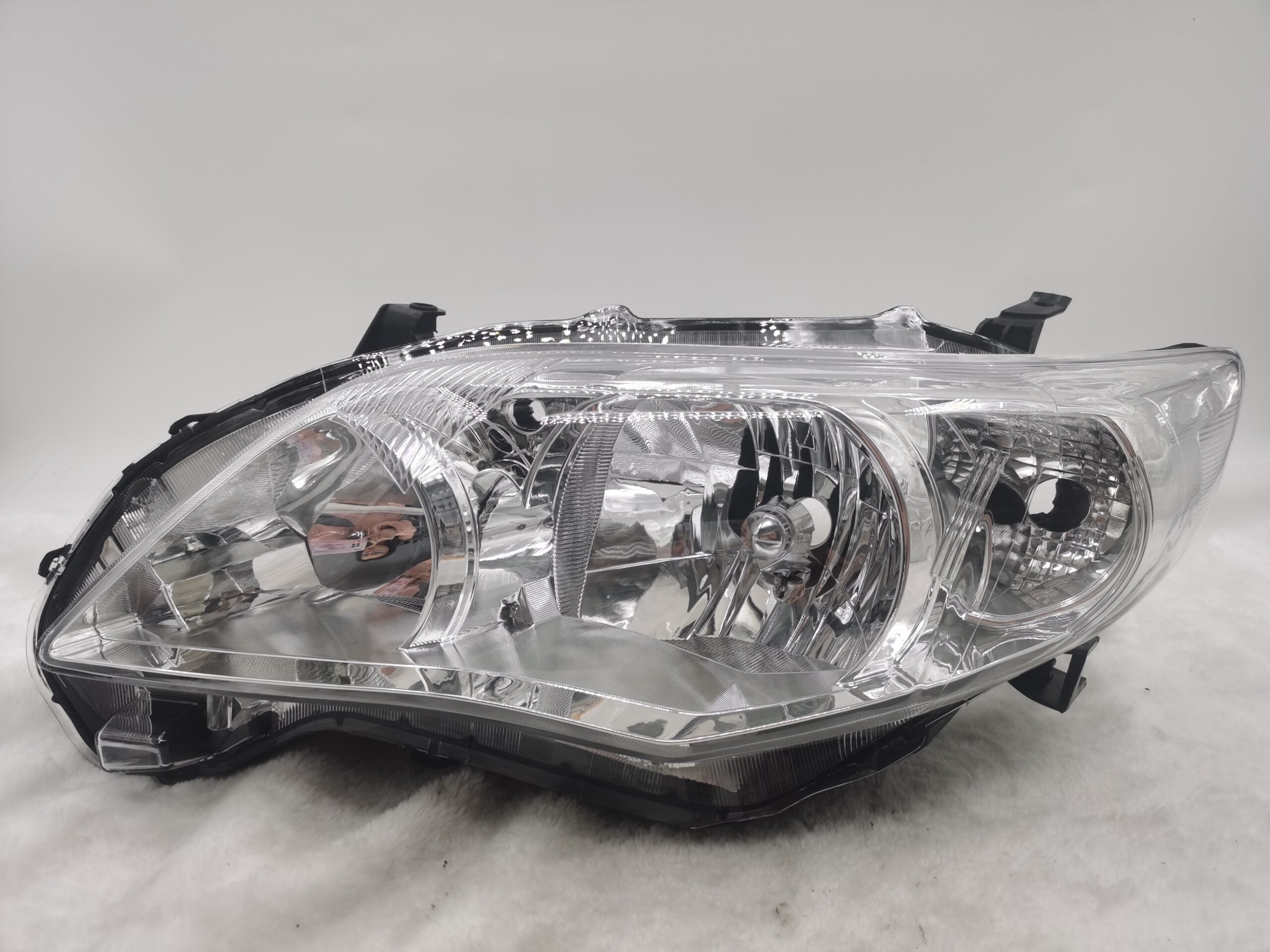 TOYOTA COROLLA E150 2011-2013 HALOGEN L.H.S HEADLIGHT ASSEMBLY