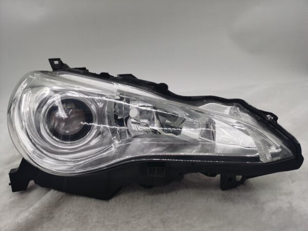 TOYOTA GT86 ZN6 2012-2016 HALOGEN R.H.S HEADLIGHT ASSEMBLY