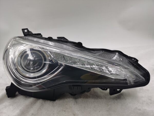 TOYOTA GT86 ZN6 2012-2016 XENON R.H.S HEADLIGHT ASSEMBLY