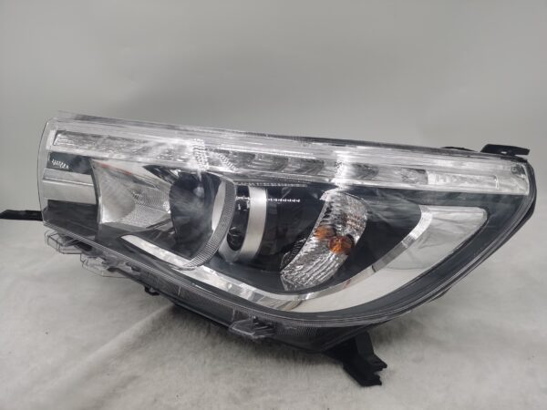 TOYOTA HILUX REVO 2015-2019 LED L.H.S HEADLIGHT ASSEMBLY