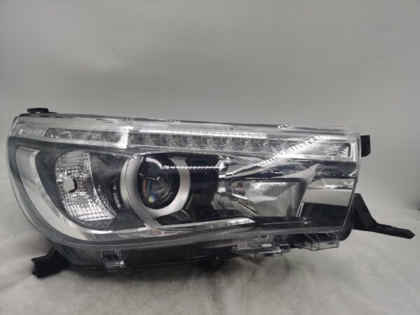 TOYOTA HILUX REVO 2015-2019 LED R.H.S HEADLIGHT ASSEMBLY