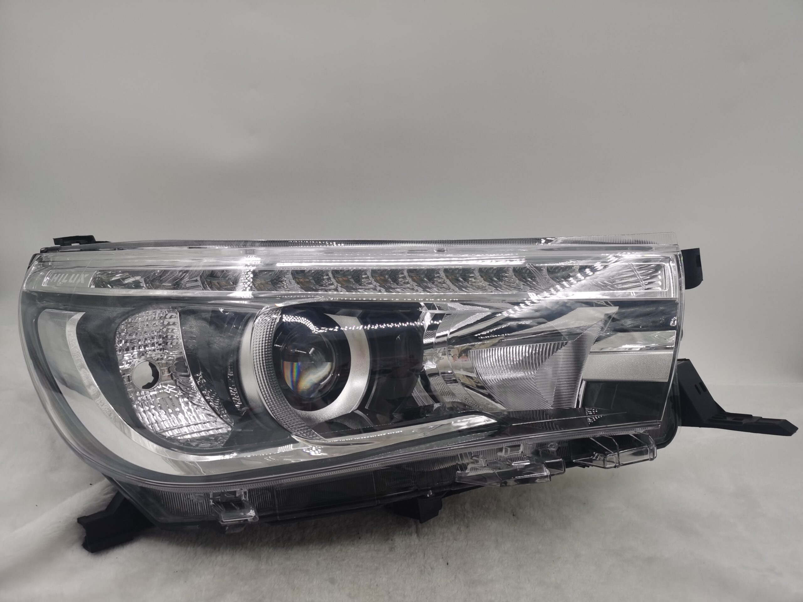 TOYOTA HILUX REVO 2015-2019 LED R.H.S HEADLIGHT ASSEMBLY