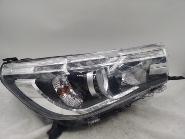 TOYOTA HILUX REVO 2015-2019 LED R.H.S HEADLIGHT ASSEMBLY