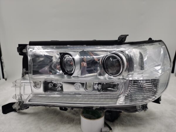 TOYOTA LANDCRUISER 200 SERIES VDJ200R 2016-2021 LED L.H.S HEADLIGHT ASSEMBLY