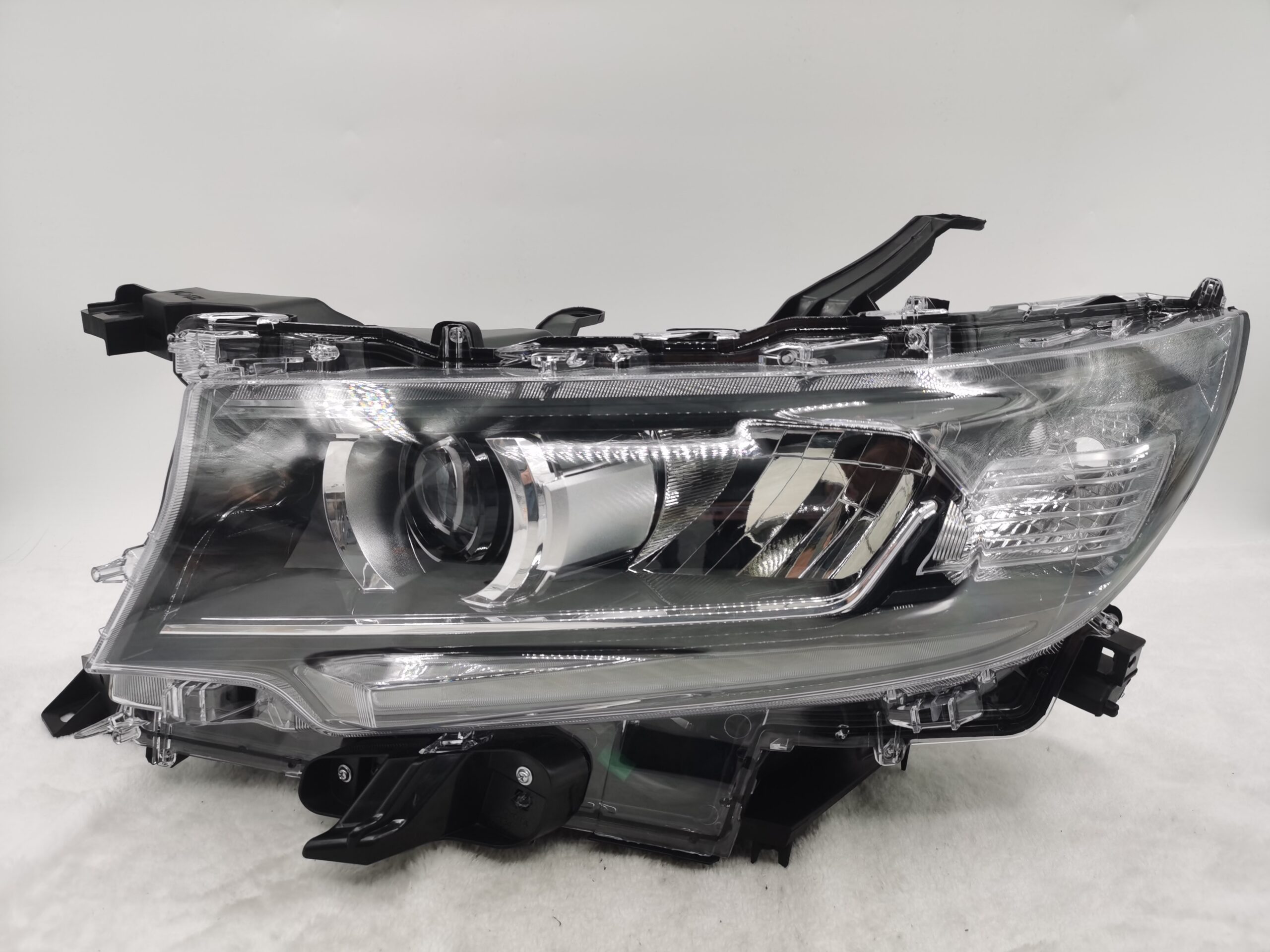 TOYOTA LANDCRUISER PRADO 150 GDJ150R 2018-2022 LED L.H.S HEADLIGHT ASSEMBLY