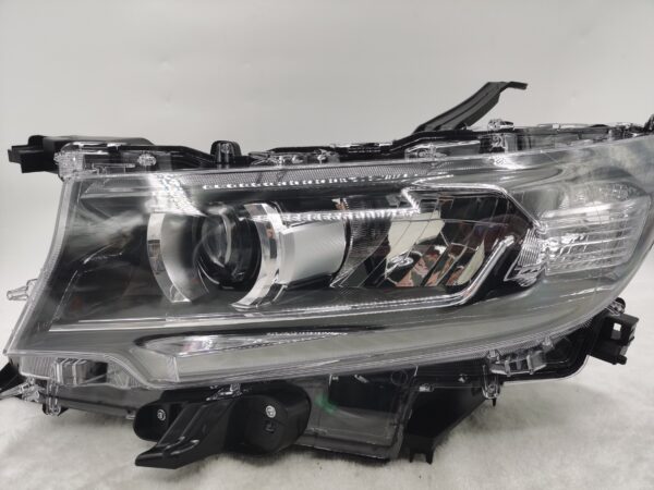 TOYOTA LANDCRUISER PRADO 150 GDJ150R 2018-2022 LED L.H.S HEADLIGHT ASSEMBLY