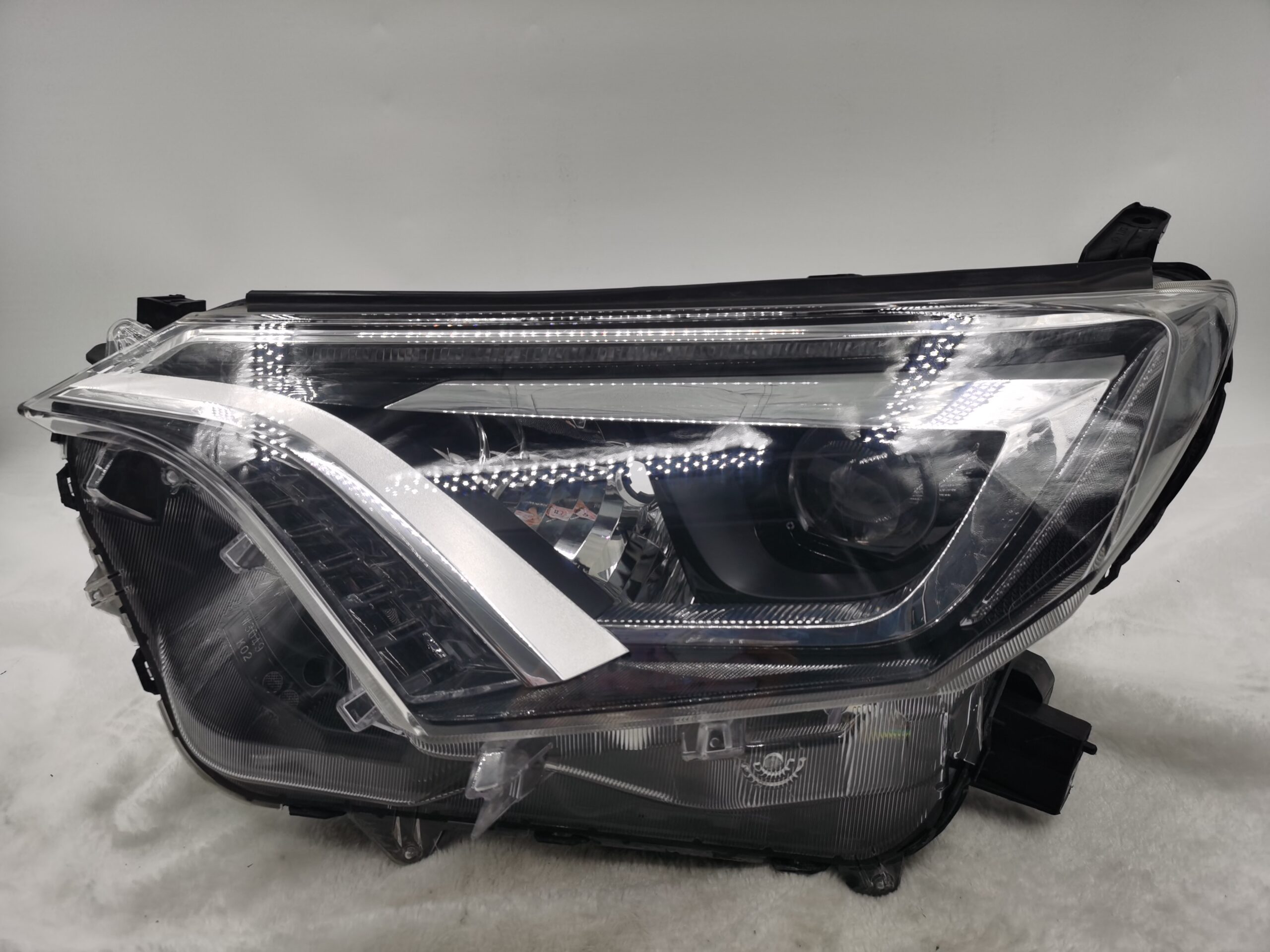 TOYOTA RAV4 4.5 XA40 2016-2018 LED L.H.S HEADLIGHT ASSEMBLY