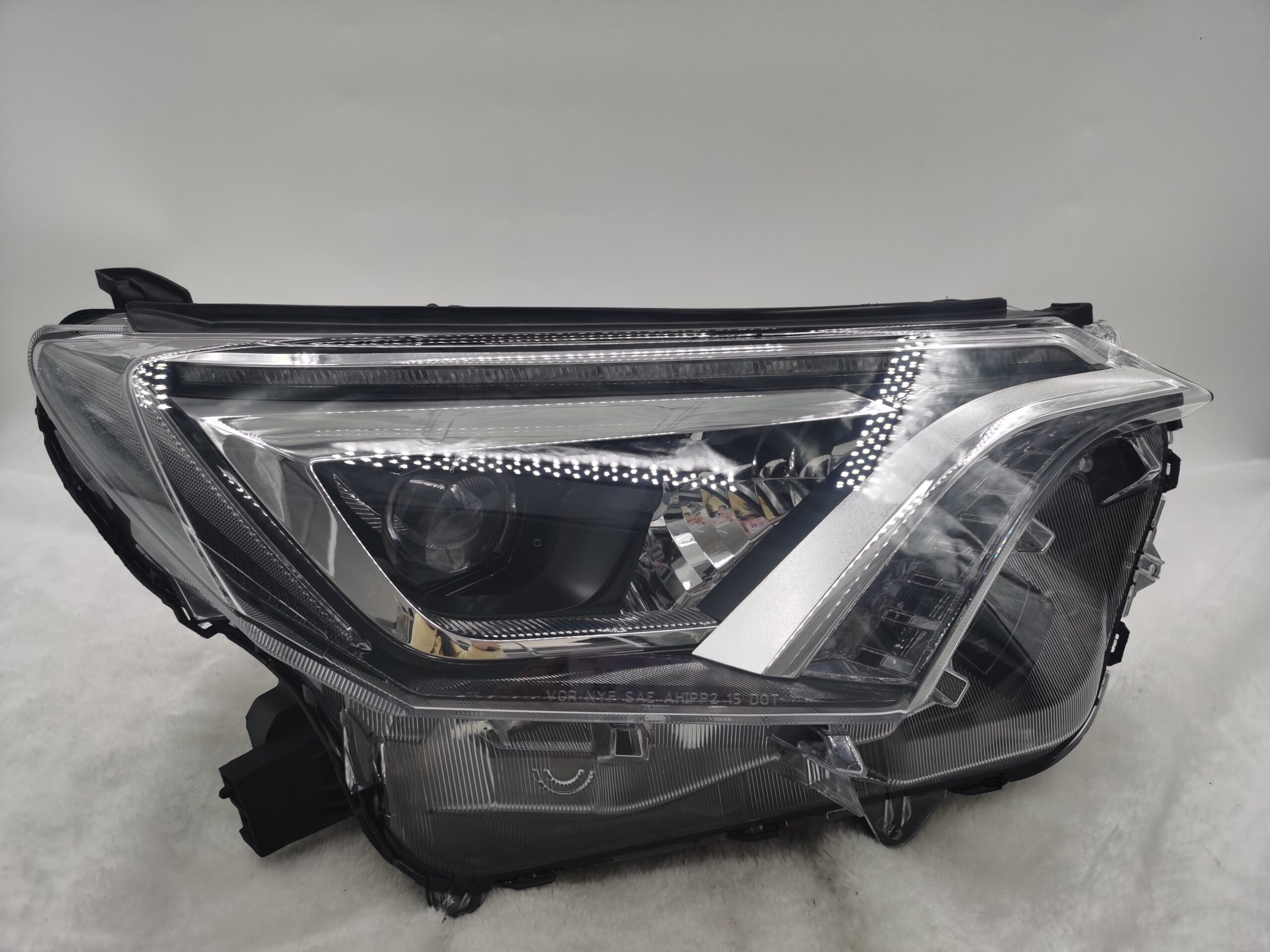 TOYOTA RAV4 4.5 XA40 2016-2018 LED R.H.S HEADLIGHT ASSEMBLY