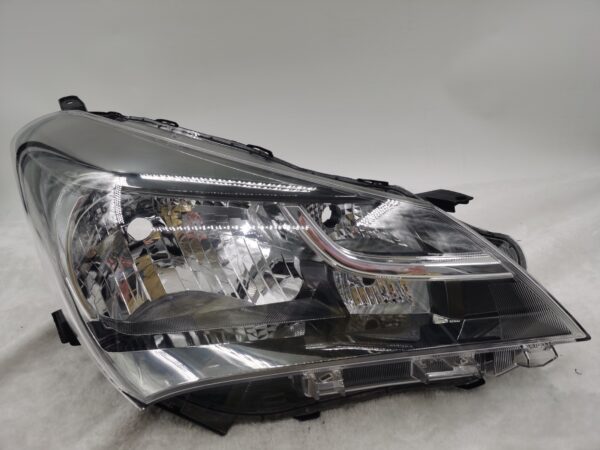 TOYOTA YARIS NCP130R 2014-2016 HALOGEN R.H.S HEADLIGHT ASSEMBLY