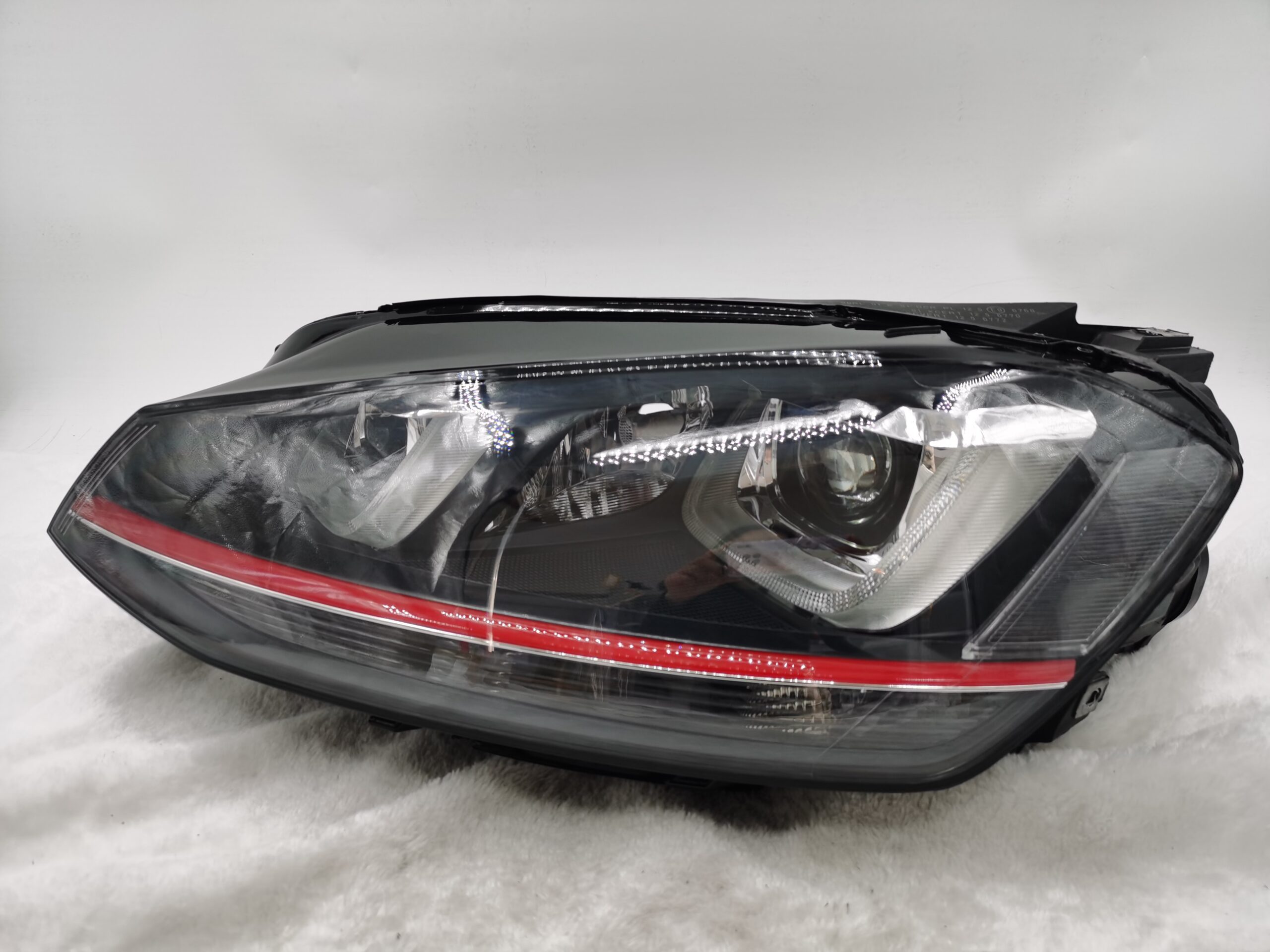 VOLKSWAGEN GOLF 2017-2019 XENON L.H.S HEADLIGHT ASSEMBLY