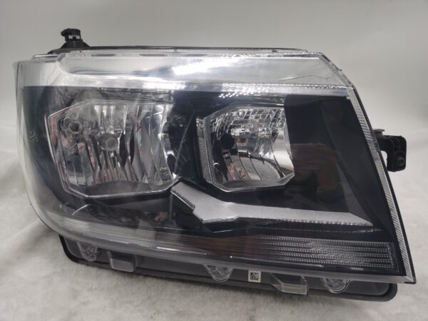 VOLKSWAGON CRAFTER 2016-2022 HALOGEN R.H.S HEADLIGHT ASSEMBLY