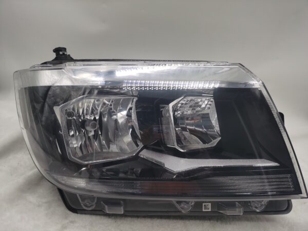 VOLKSWAGON CRAFTER 2016-2022 HALOGEN R.H.S HEADLIGHT ASSEMBLY