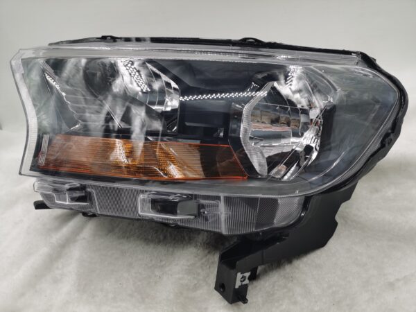 FORD EVEREST RANGER 2015-2019 HALOGEN L.H.S HEADLIGHT ASSEMBLY