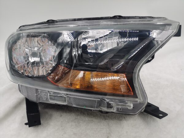 FORD EVEREST RANGER 2015-2019 HALOGEN R.H.S HEADLIGHT ASSEMBLY