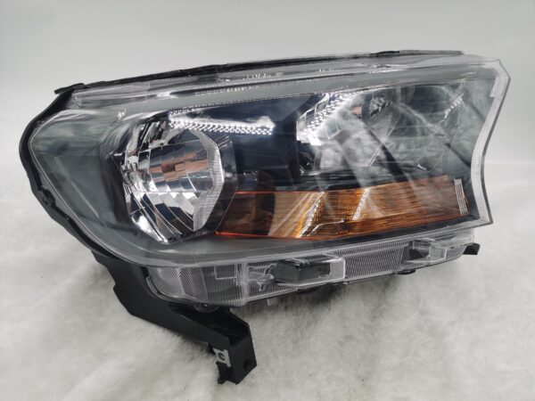 FORD EVEREST RANGER 2015-2019 HALOGEN R.H.S HEADLIGHT ASSEMBLY