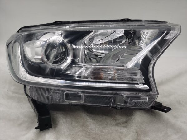 FORD EVEREST RANGER 2015-2019 LENS HALOGEN R.H.S HEADLIGHT ASSEMBLY