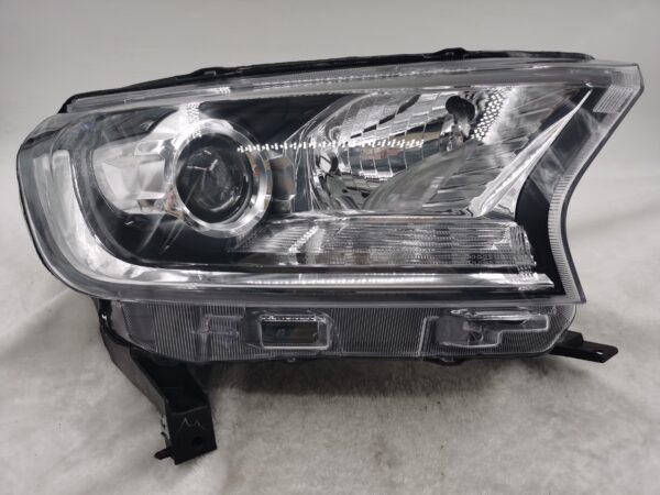 FORD EVEREST RANGER 2015-2019 LENS HALOGEN R.H.S HEADLIGHT ASSEMBLY