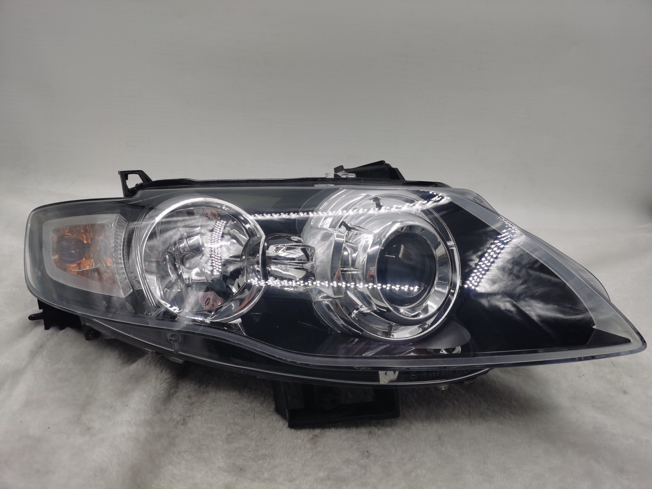 FORD FALCON XT FG 2008-2014 LENS HALOGEN R.H.S HEADLIGHT ASSEMBLY