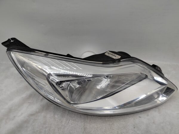 FORD FOCUS MK3 2011-2014 HALOGEN R.H.S HEADLIGHT ASSEMBLY