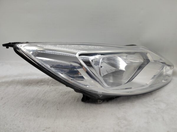 FORD FOCUS MK3 2011-2014 HALOGEN R.H.S HEADLIGHT ASSEMBLY