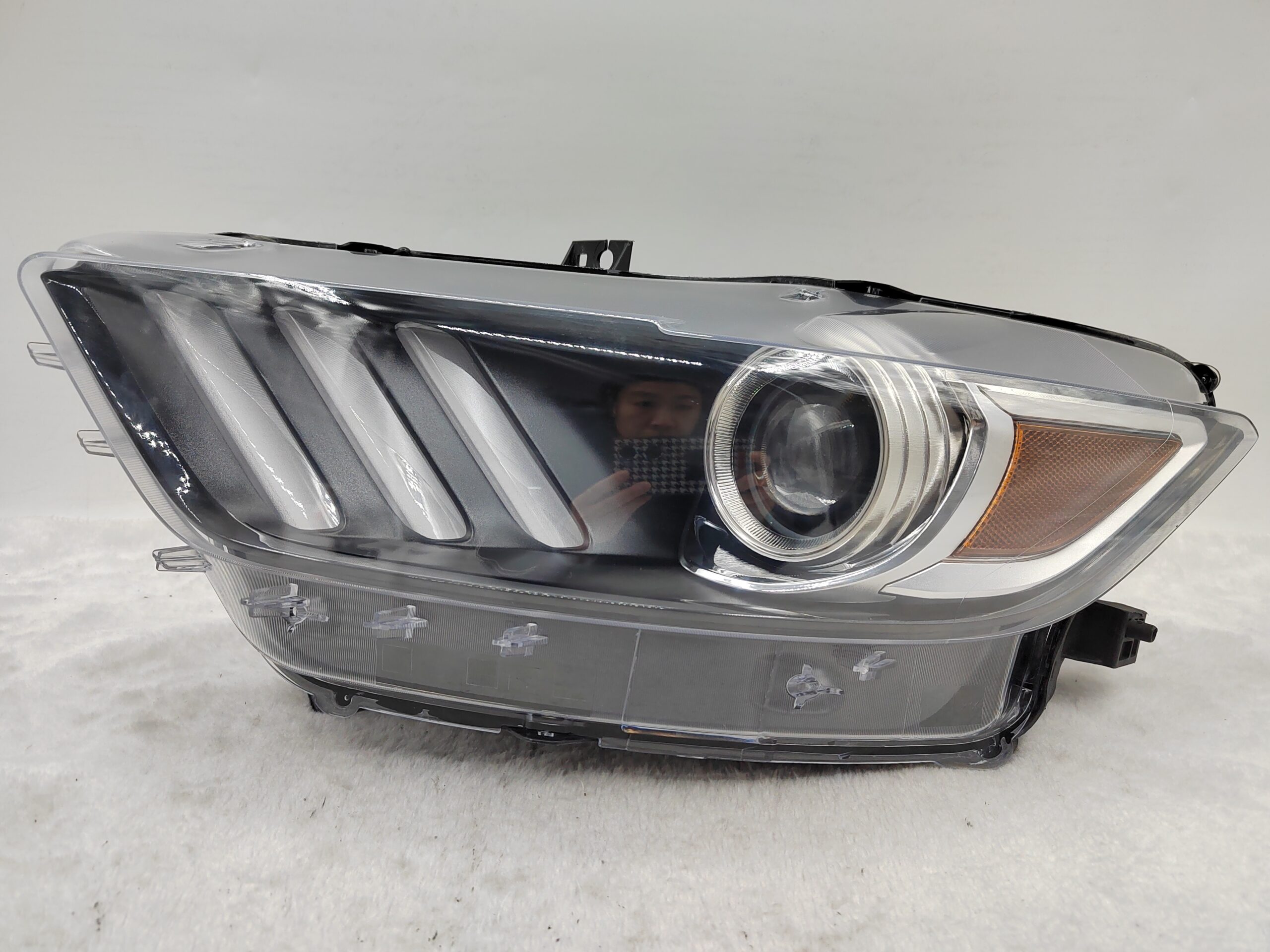 FORD MUSTANG 2015-2017 XENON L.H.S HEADLIGHT ASSEMBLY