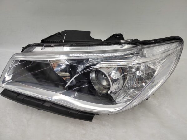 HOLDEN COMMODORE VF SV6 2013-2017 LENS HALOGEN L.H.S HEADLIGHT ASSEMBLY