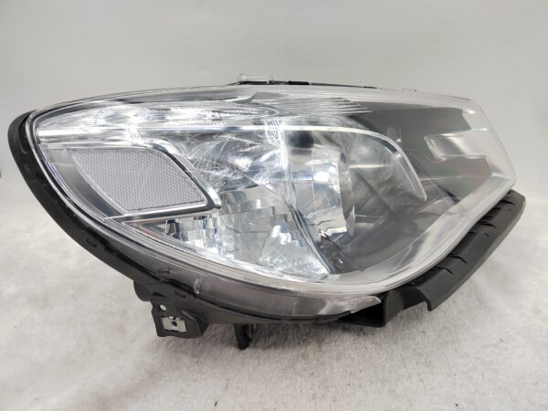 HOLDEN COMMODORE VF SV6 2013-2017 LENS HALOGEN R.H.S HEADLIGHT ASSEMBLY