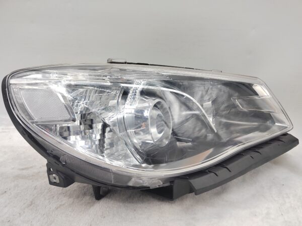 HOLDEN COMMODORE VF SV6 2013-2017 LENS HALOGEN R.H.S HEADLIGHT ASSEMBLY