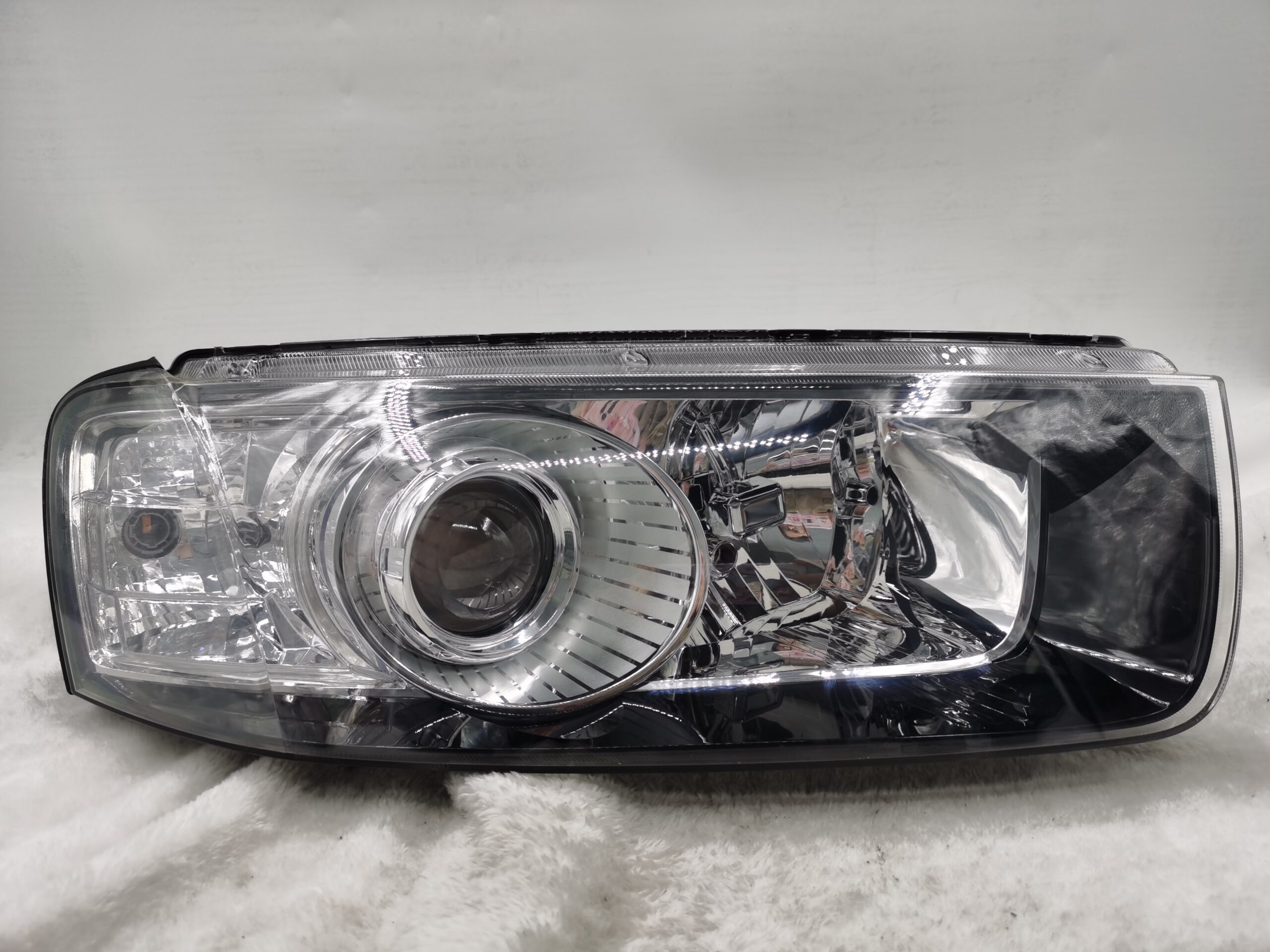 HOLDEN CAPTIVA 7 2011-2015 HALOGEN R.H.S HEADLIGHT ASSEMBLY