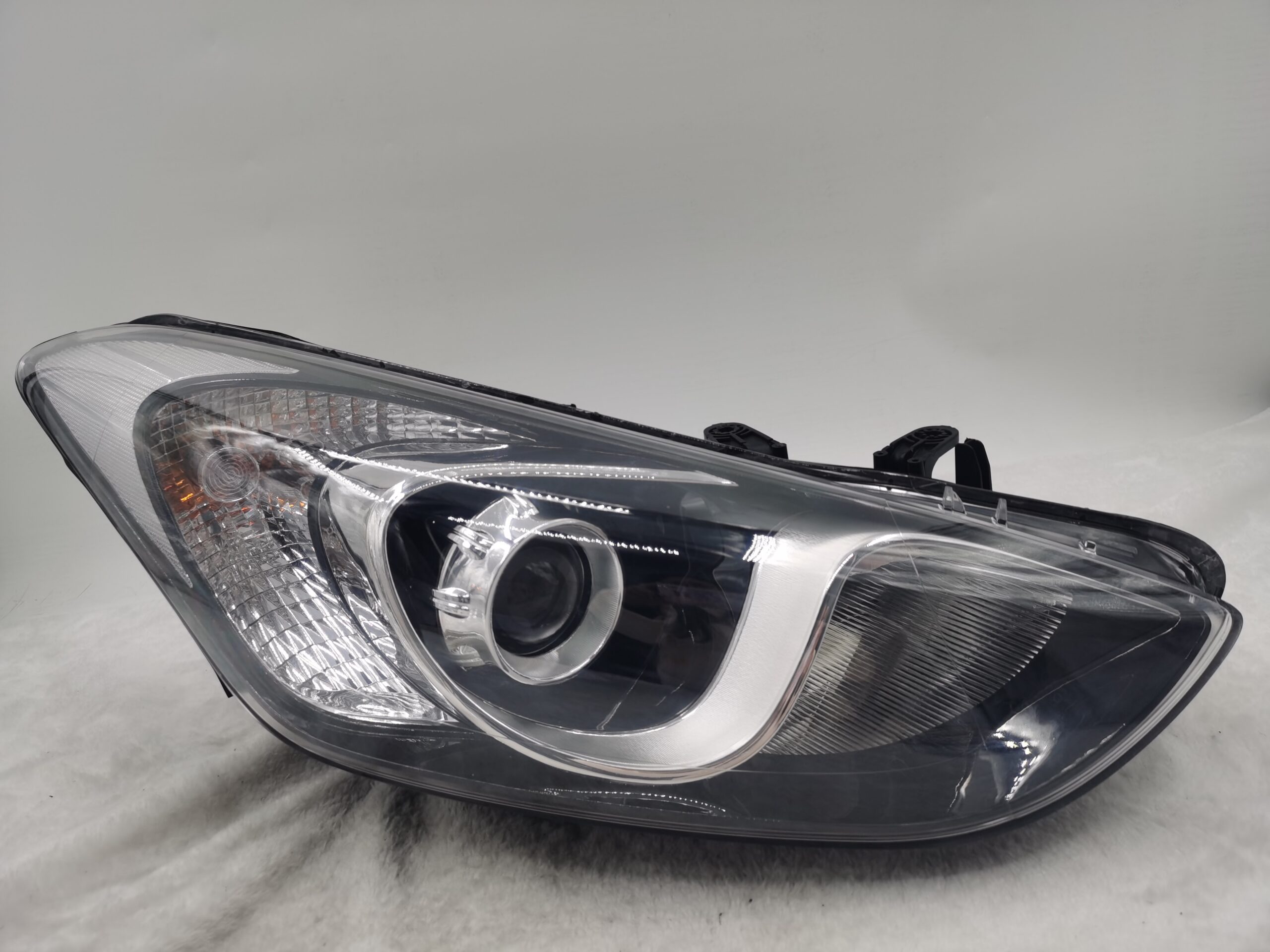 HYUNDAI I30 GD 2012-2016 HALOGEN R.H.S HEADLIGHT ASSEMBLY