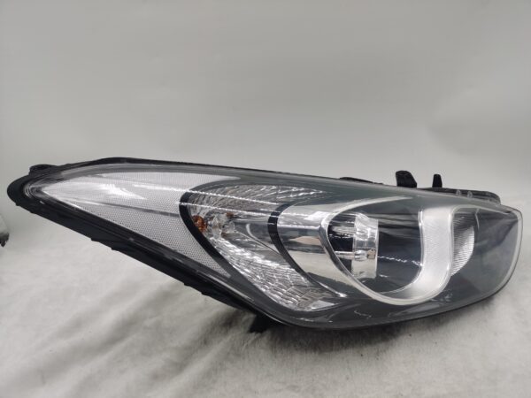 HYUNDAI I30 GD 2012-2016 HALOGEN R.H.S HEADLIGHT ASSEMBLY