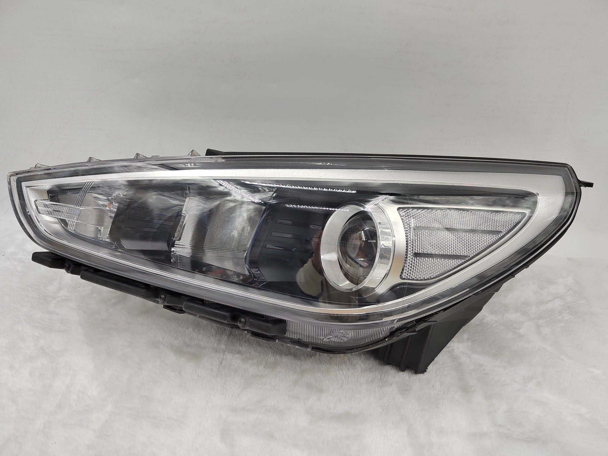 HYUNDAI I30 GO 2017-2019 HALOGEN L.H.S HEADLIGHT ASSEMBLY