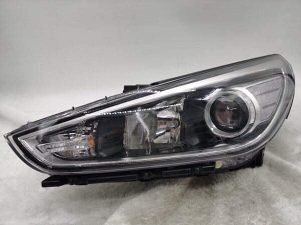 HYUNDAI I30 GO 2017-2019 HALOGEN L.H.S HEADLIGHT ASSEMBLY