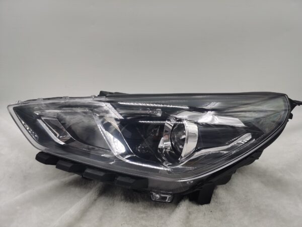 HYUNDAI I30 HATCH 2020-2023 HALOGEN L.H.S HEADLIGHT ASSEMBLY