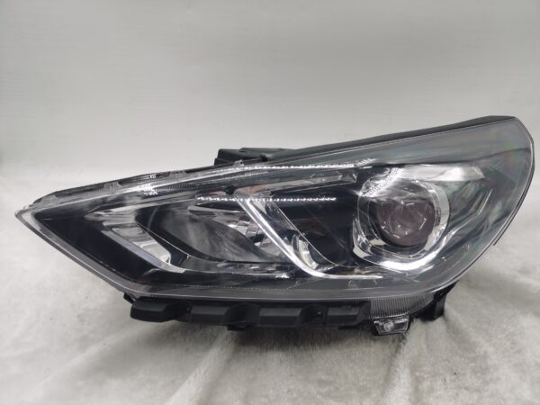 HYUNDAI I30 HATCH 2020-2023 HALOGEN L.H.S HEADLIGHT ASSEMBLY