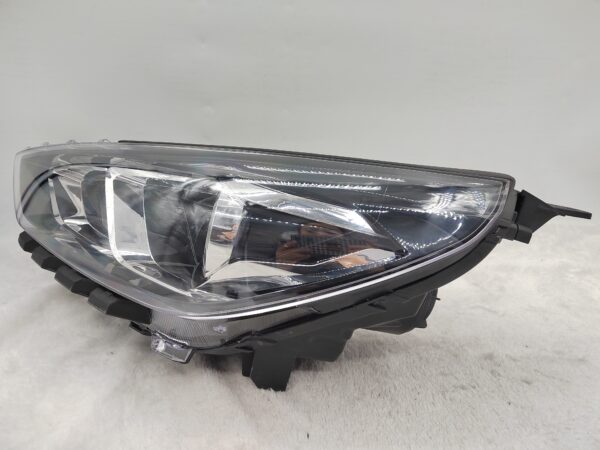 HYUNDAI I30 HATCH 2020-2023 HALOGEN L.H.S HEADLIGHT ASSEMBLY