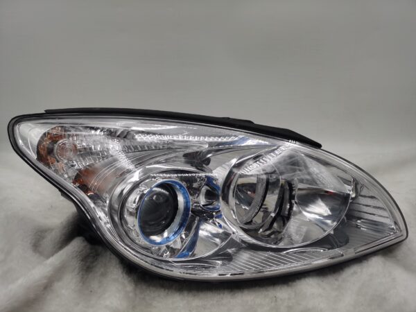 HYUNDAI I30 SX FD 2007-2011 HALOGEN R.H.S HEADLIGHT ASSEMBLY