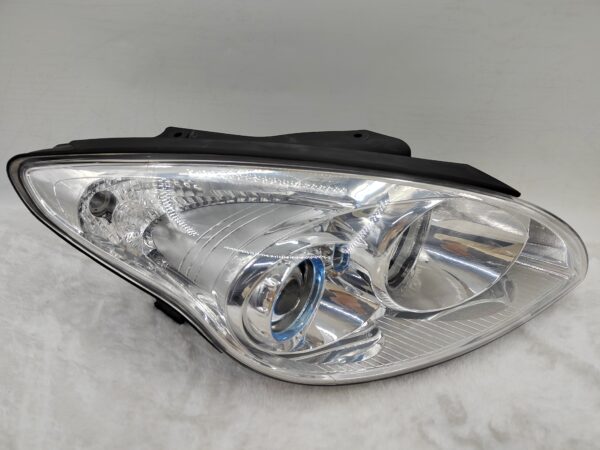 HYUNDAI I30 SX FD 2007-2011 HALOGEN R.H.S HEADLIGHT ASSEMBLY