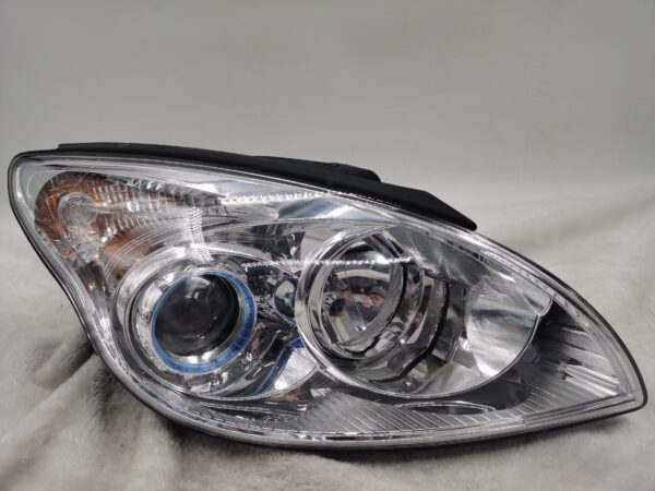 HYUNDAI I30 SX FD 2007-2011 HALOGEN R.H.S HEADLIGHT ASSEMBLY