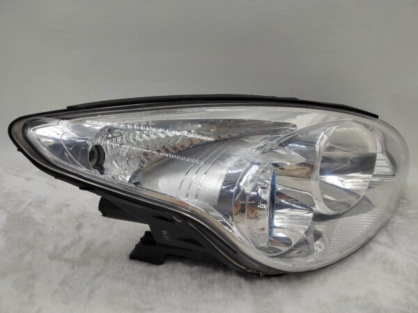 HYUNDAI I30 SX FD 2007-2011 HALOGEN R.H.S HEADLIGHT ASSEMBLY