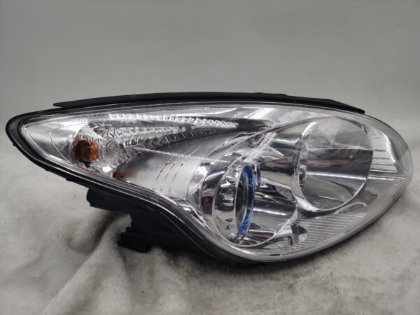 HYUNDAI I30 SX FD 2007-2011 HALOGEN R.H.S HEADLIGHT ASSEMBLY