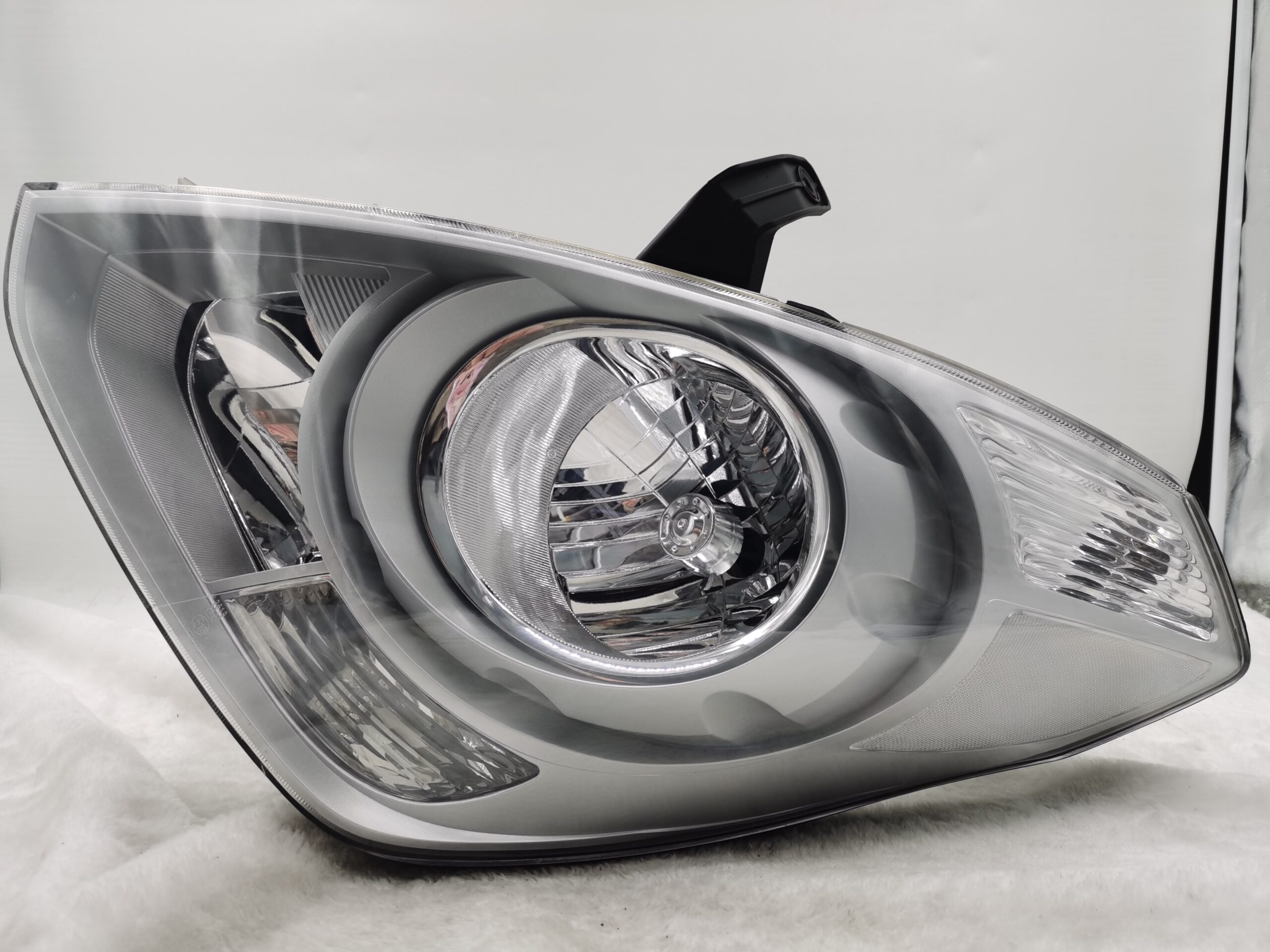 HYUNDAI IMAX TQ-W 2007-2017 HALOGEN L.H.S HEADLIGHT ASSEMBLY