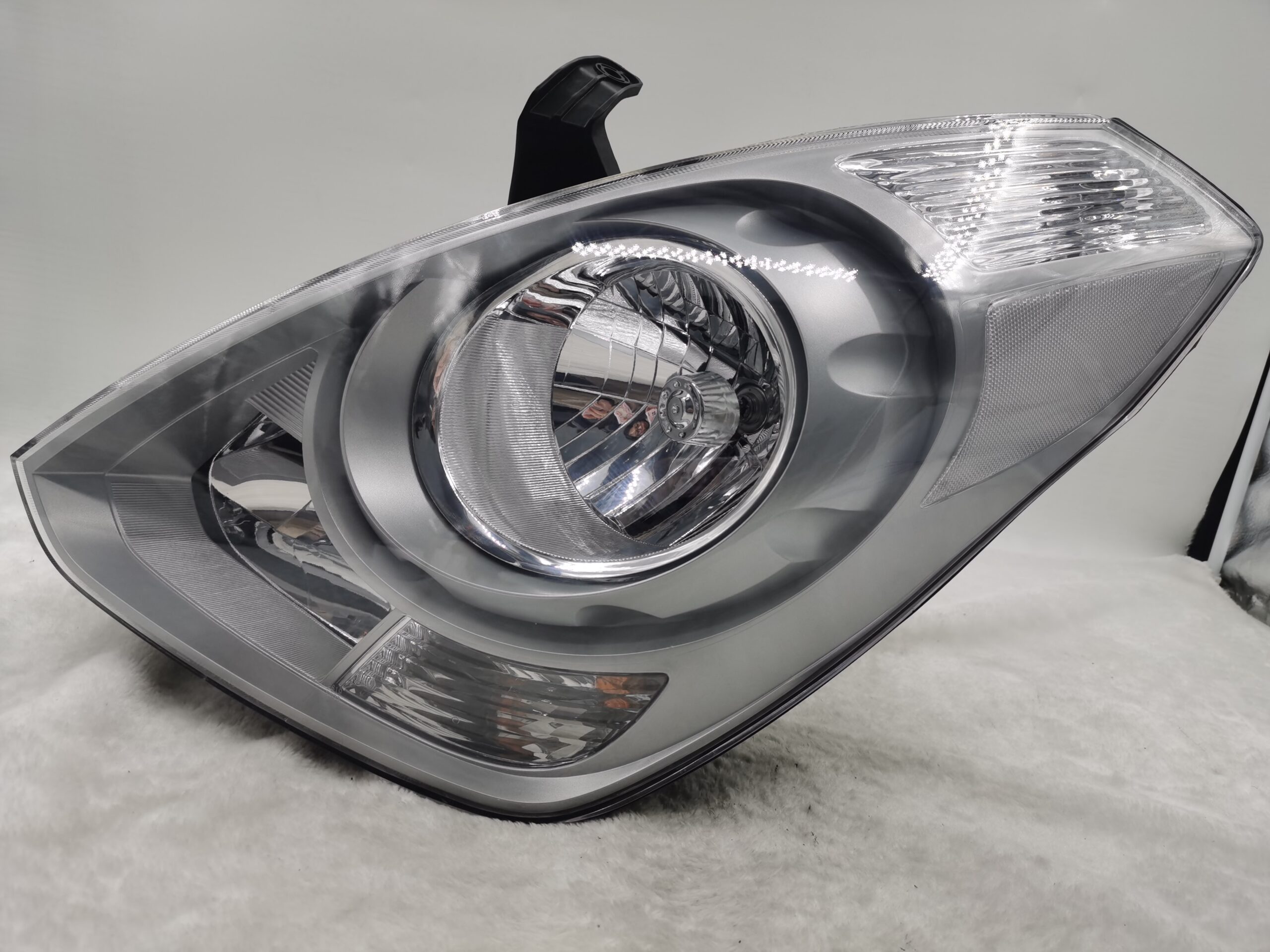 HYUNDAI IMAX TQ-W 2007-2017 HALOGEN L.H.S HEADLIGHT ASSEMBLY