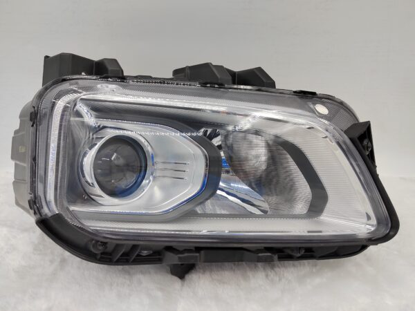 HYUNDAI KONA 2017-2020 HALOGEN R.H.S HEADLIGHT ASSEMBLY