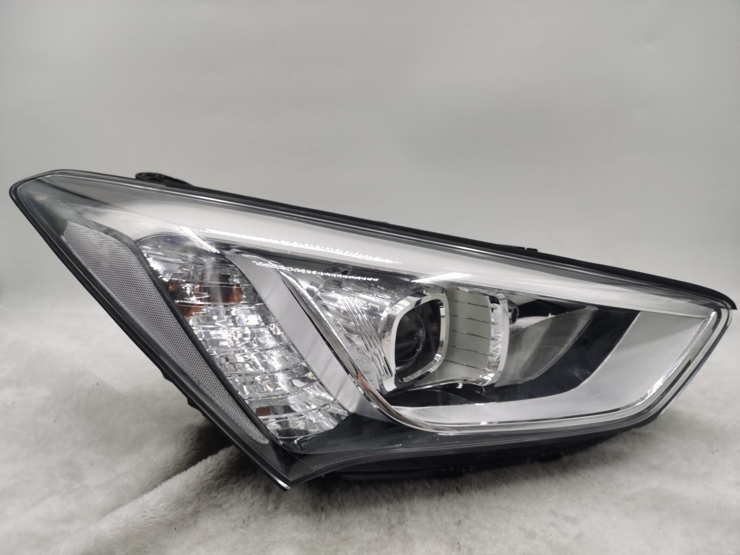 HYUNDAI SANTA FE DM 2013-2015 LENS HALOGEN R.H.S HEADLIGHT ASSEMBLY